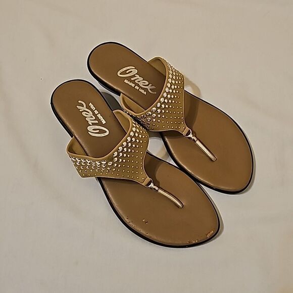 - Onex embelished Sandals size 9 - Picture 1 of 7